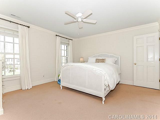 2823 Plantation Road Charlotte NC 28270