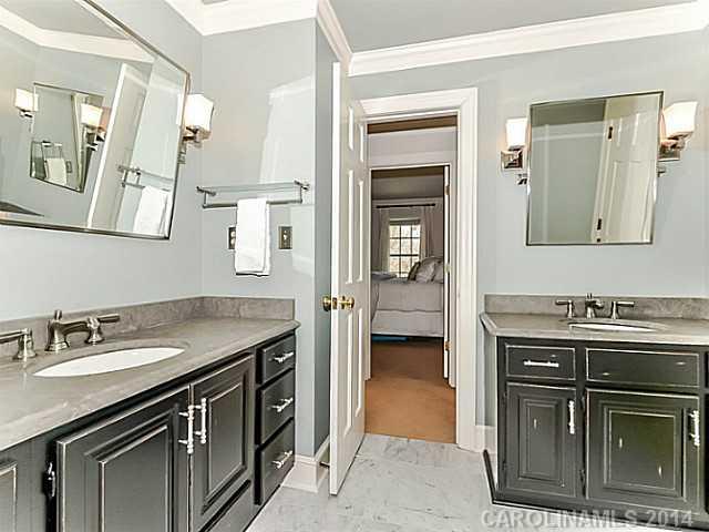 2823 Plantation Road Charlotte NC 28270