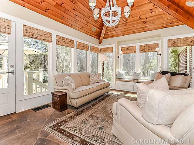 2823 Plantation Road Charlotte NC 28270