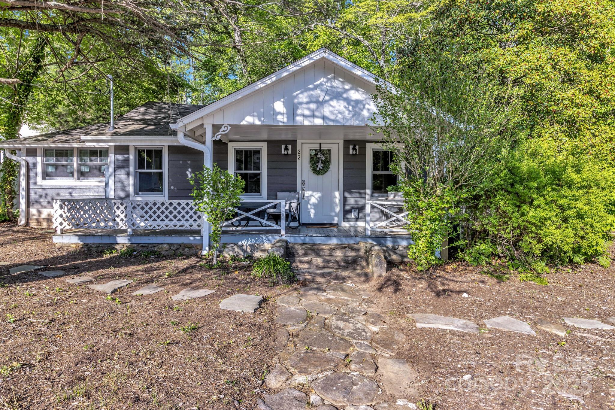 22 Moore Circle Black Mountain NC 28711