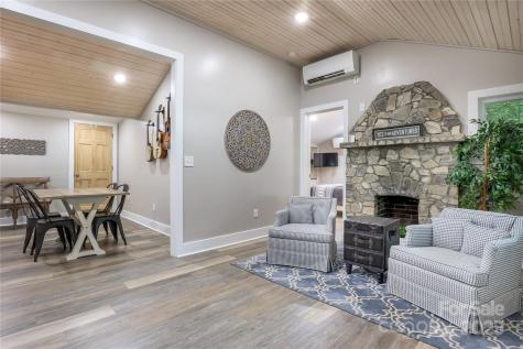 22 Moore Circle Black Mountain NC 28711