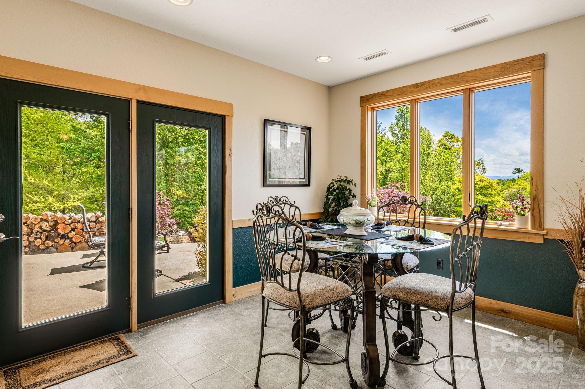 2912 Windswept Ridge Road Marshall NC 28753