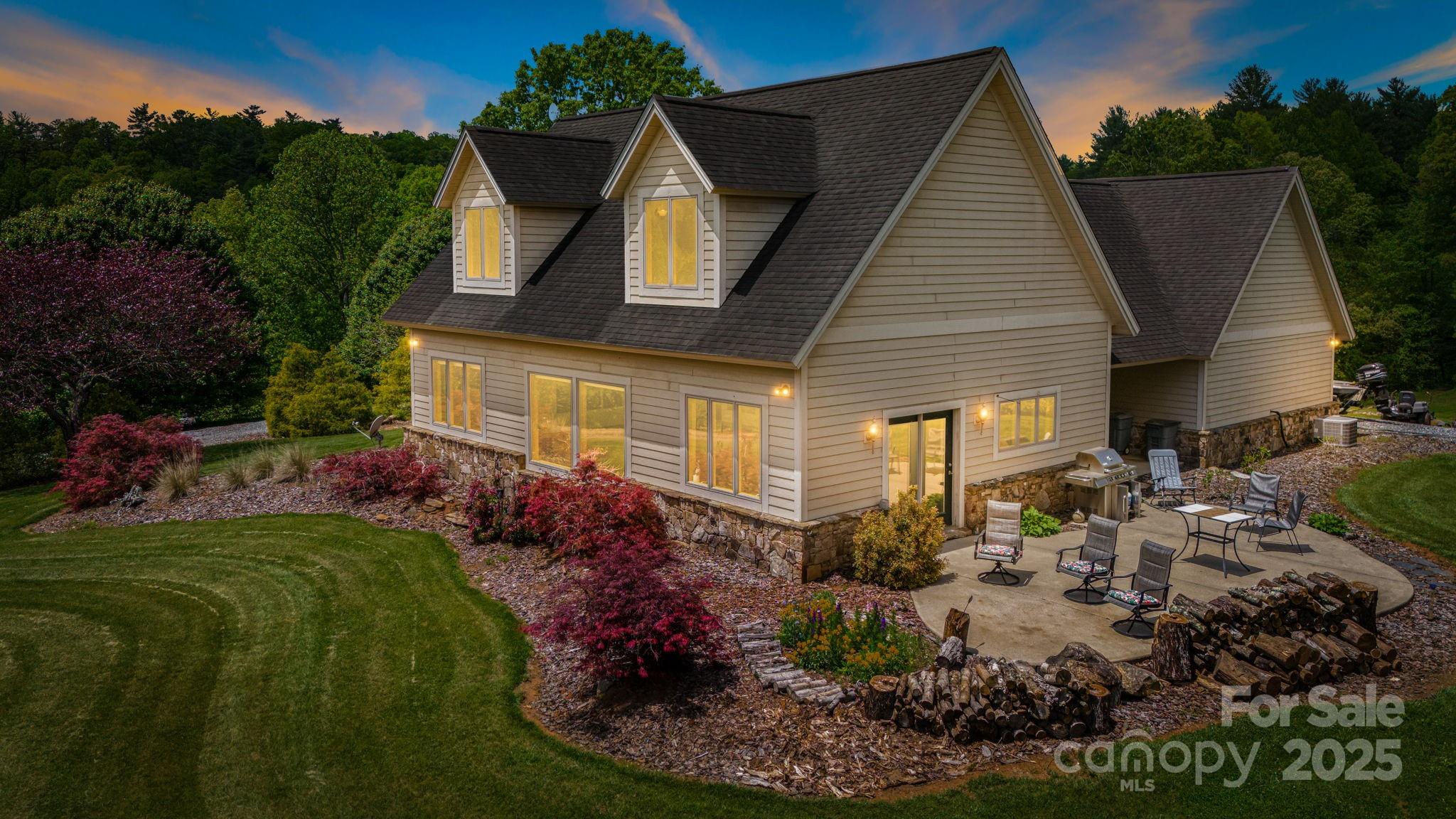 2912 Windswept Ridge Road Marshall NC 28753