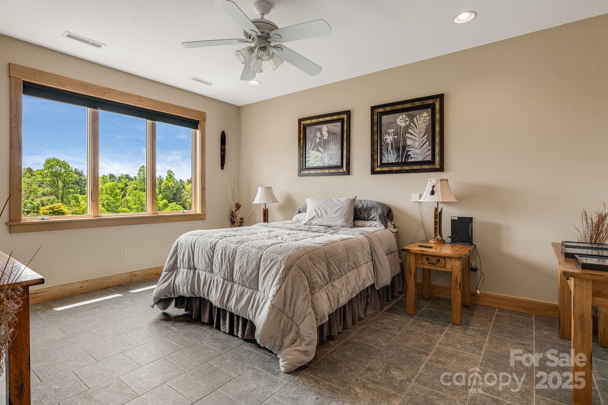 2912 Windswept Ridge Road Marshall NC 28753