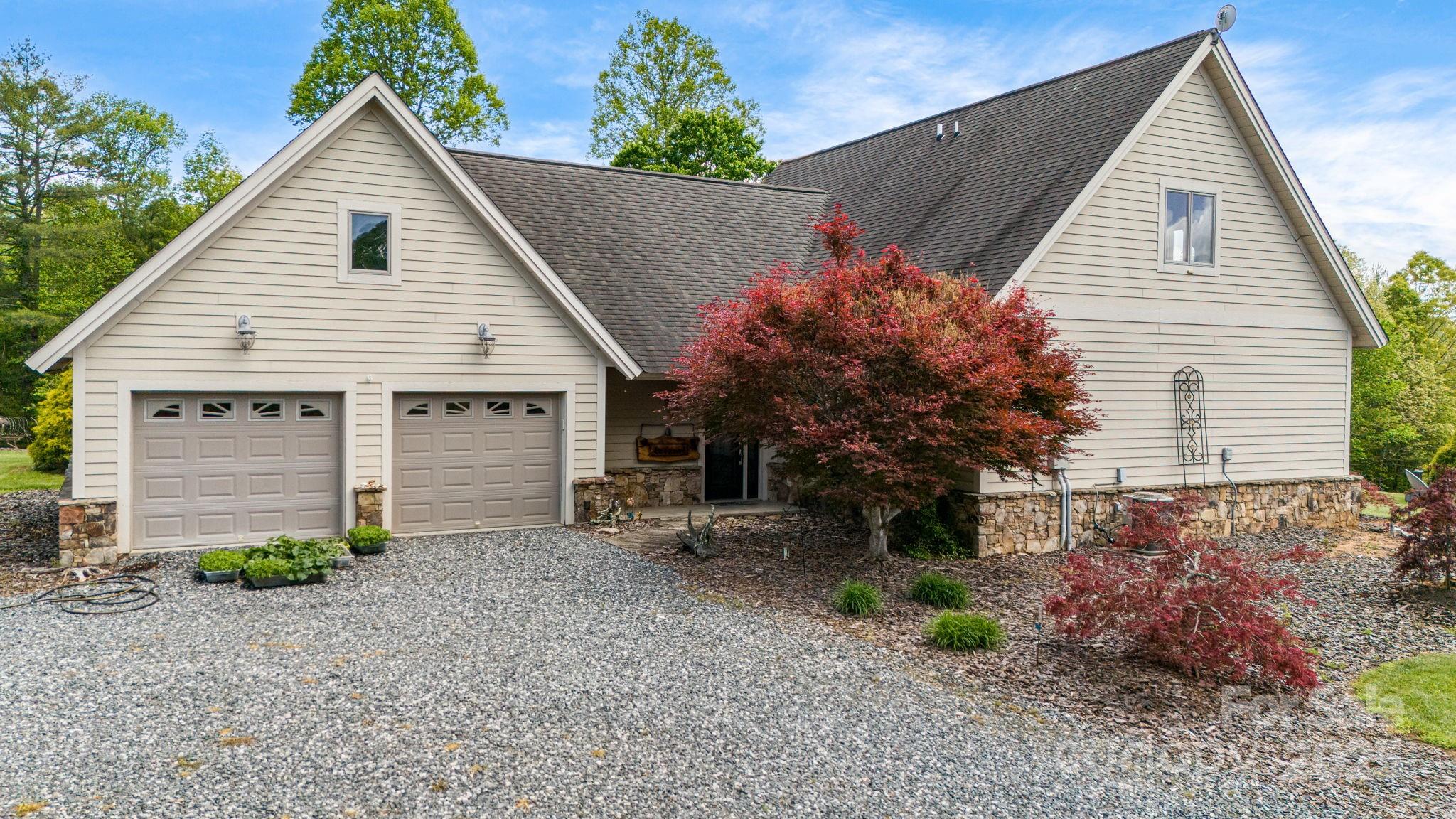 2912 Windswept Ridge Road Marshall NC 28753