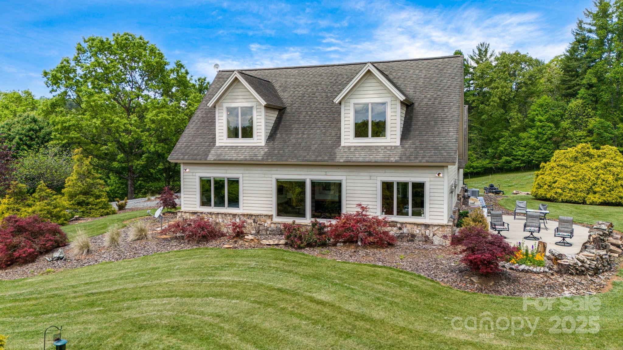 2912 Windswept Ridge Road Marshall NC 28753
