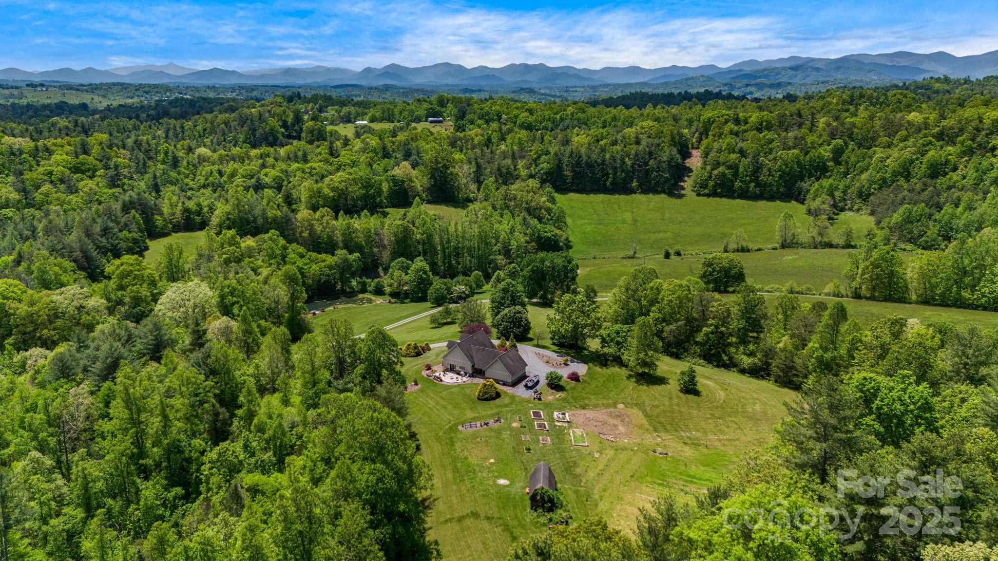 2912 Windswept Ridge Road Marshall NC 28753