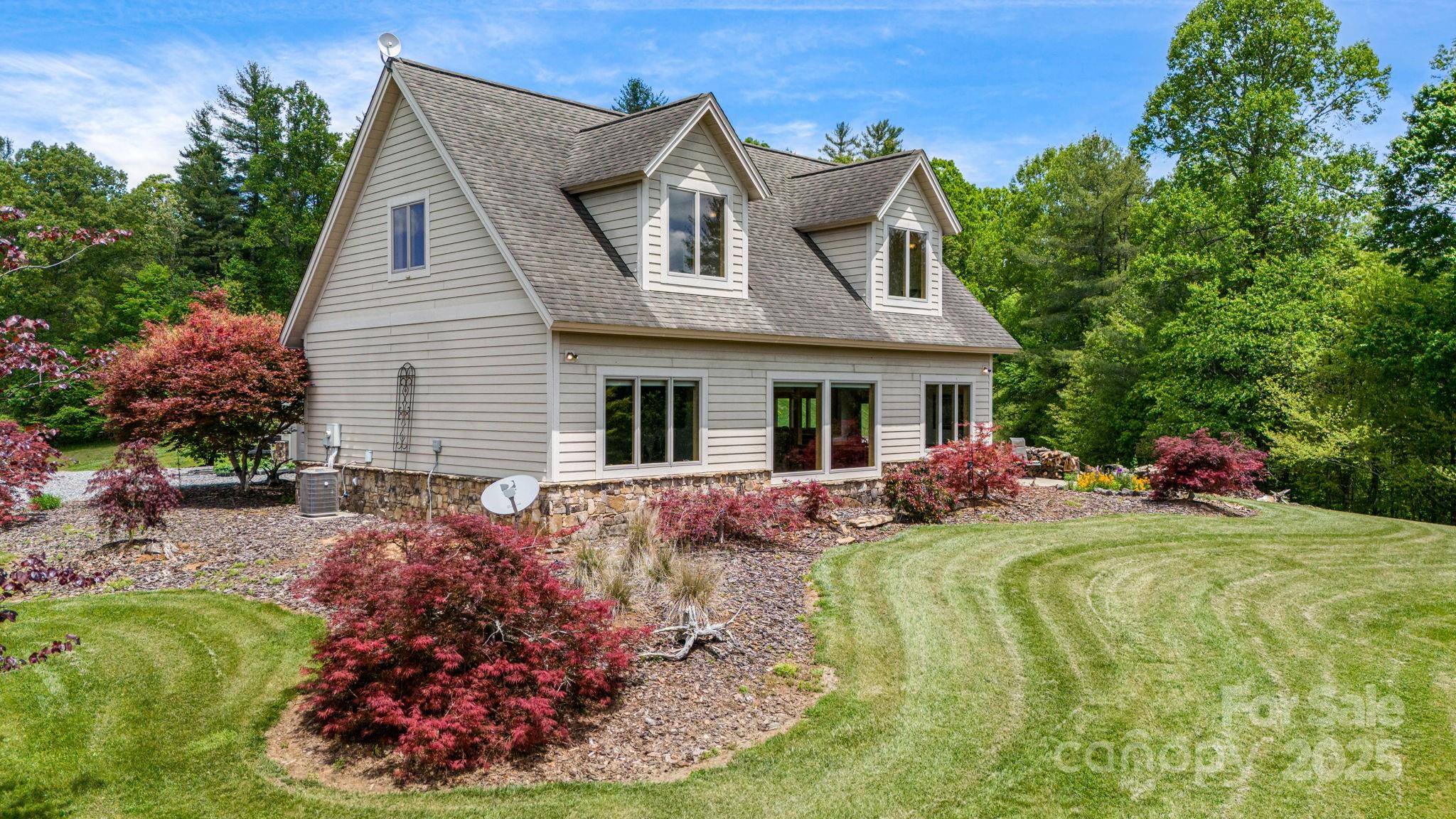 2912 Windswept Ridge Road Marshall NC 28753