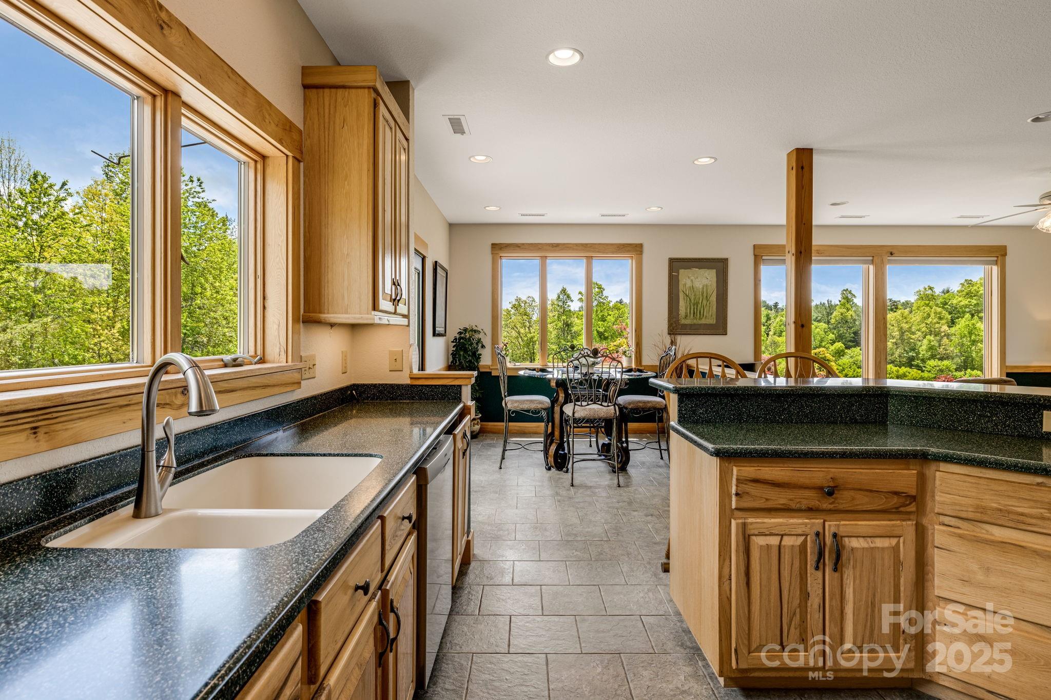 2912 Windswept Ridge Road Marshall NC 28753
