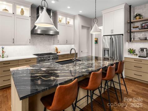 205 Kelmscott Lane Asheville NC 28803