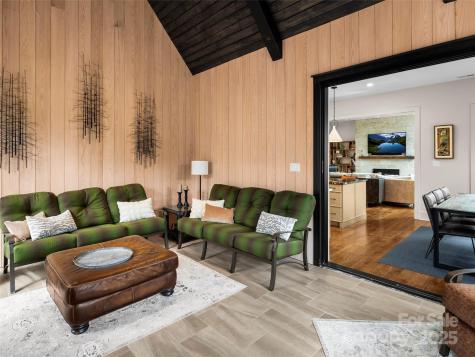 205 Kelmscott Lane Asheville NC 28803