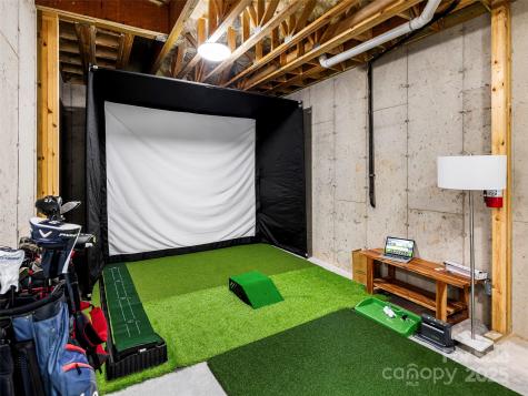 205 Kelmscott Lane Asheville NC 28803