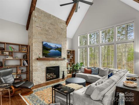 205 Kelmscott Lane Asheville NC 28803