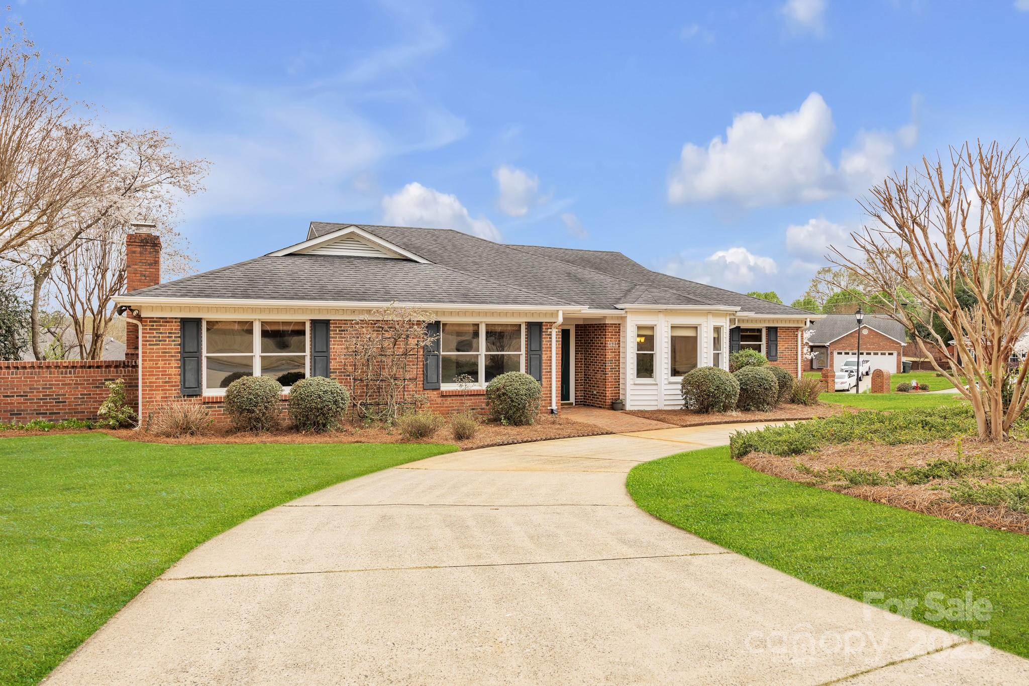 1921 Wexford Court Gastonia NC 28054