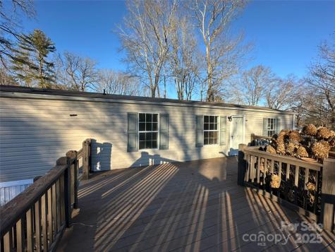 200 Rolling Oaks Drive Hendersonville NC 28791