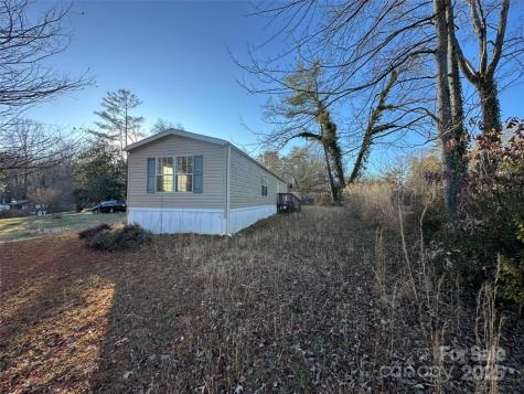 200 Rolling Oaks Drive Hendersonville NC 28791