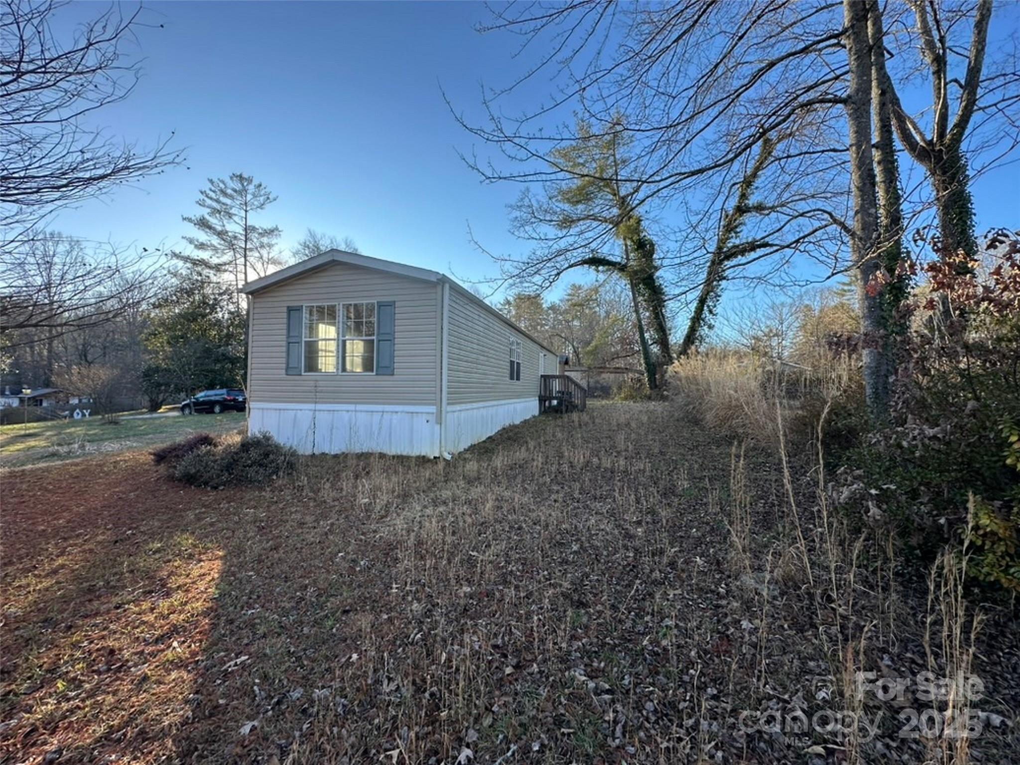 200 Rolling Oaks Drive Hendersonville NC 28791