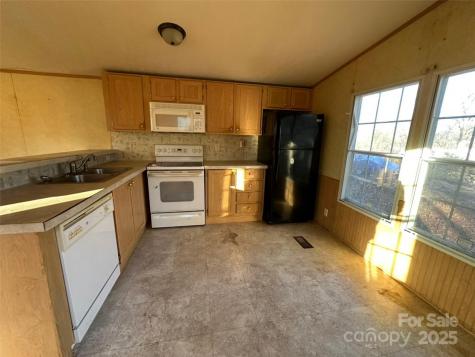 200 Rolling Oaks Drive Hendersonville NC 28791