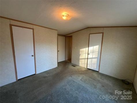 200 Rolling Oaks Drive Hendersonville NC 28791