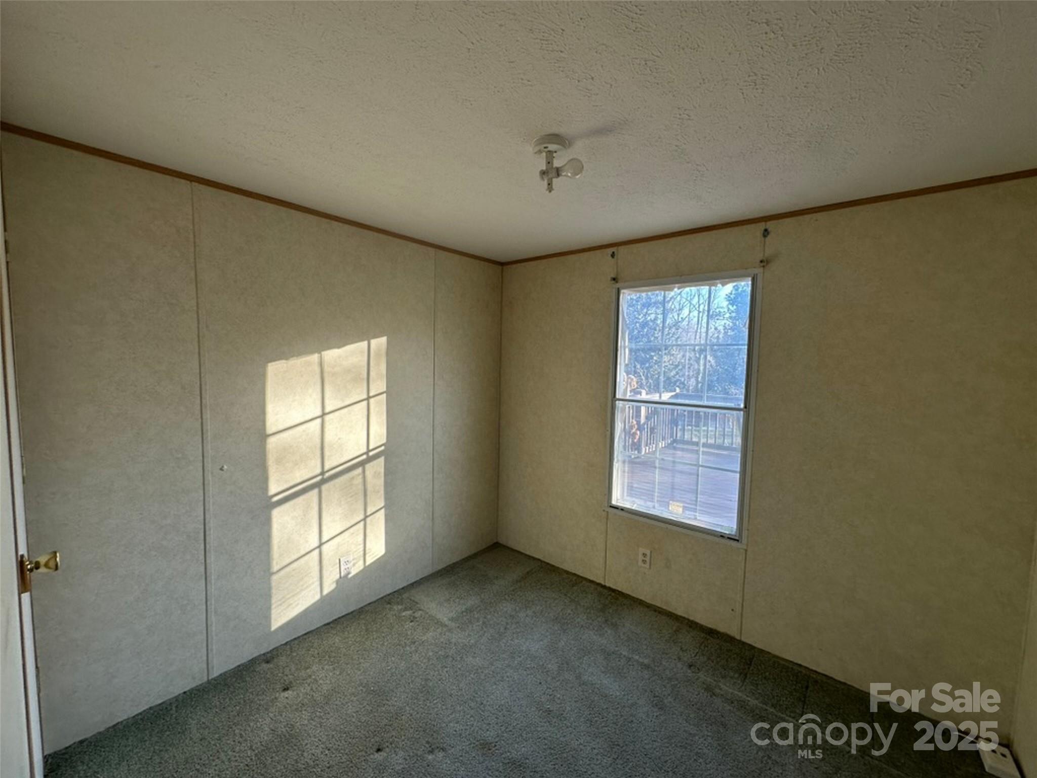 200 Rolling Oaks Drive Hendersonville NC 28791