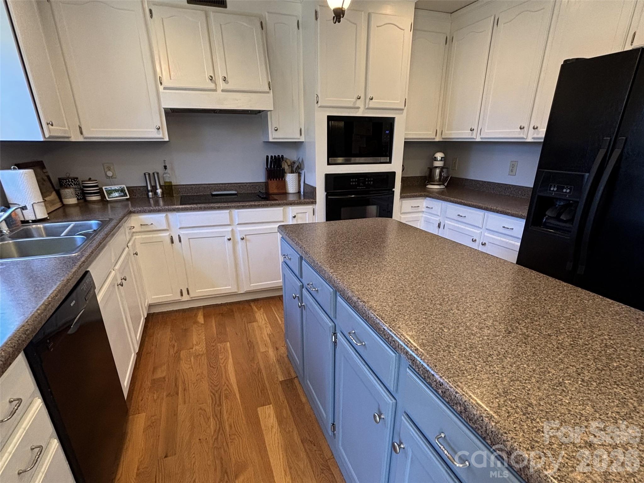 2311 Merts Way Hudson NC 28638
