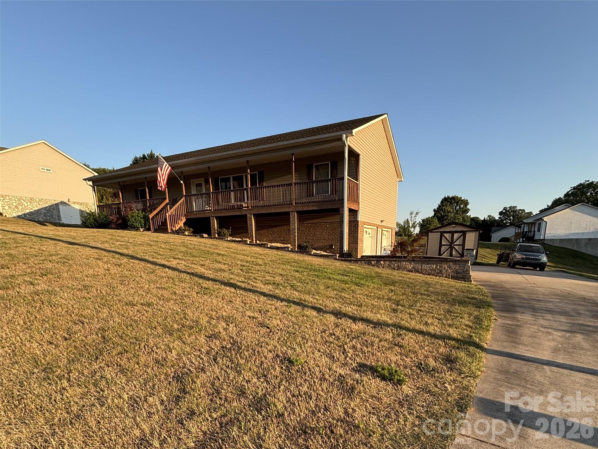 2311 Merts Way Hudson NC 28638