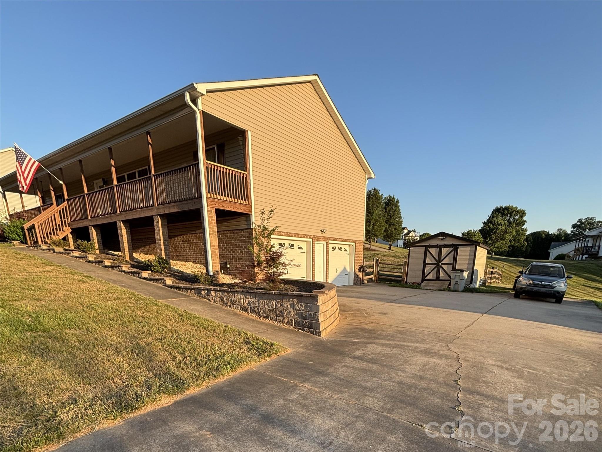 2311 Merts Way Hudson NC 28638