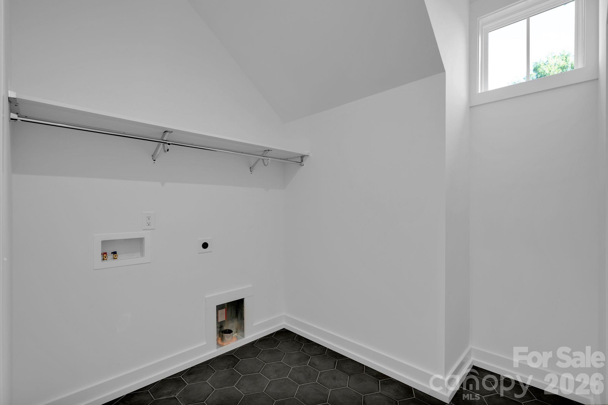4341 Castleton Road Charlotte NC 28211