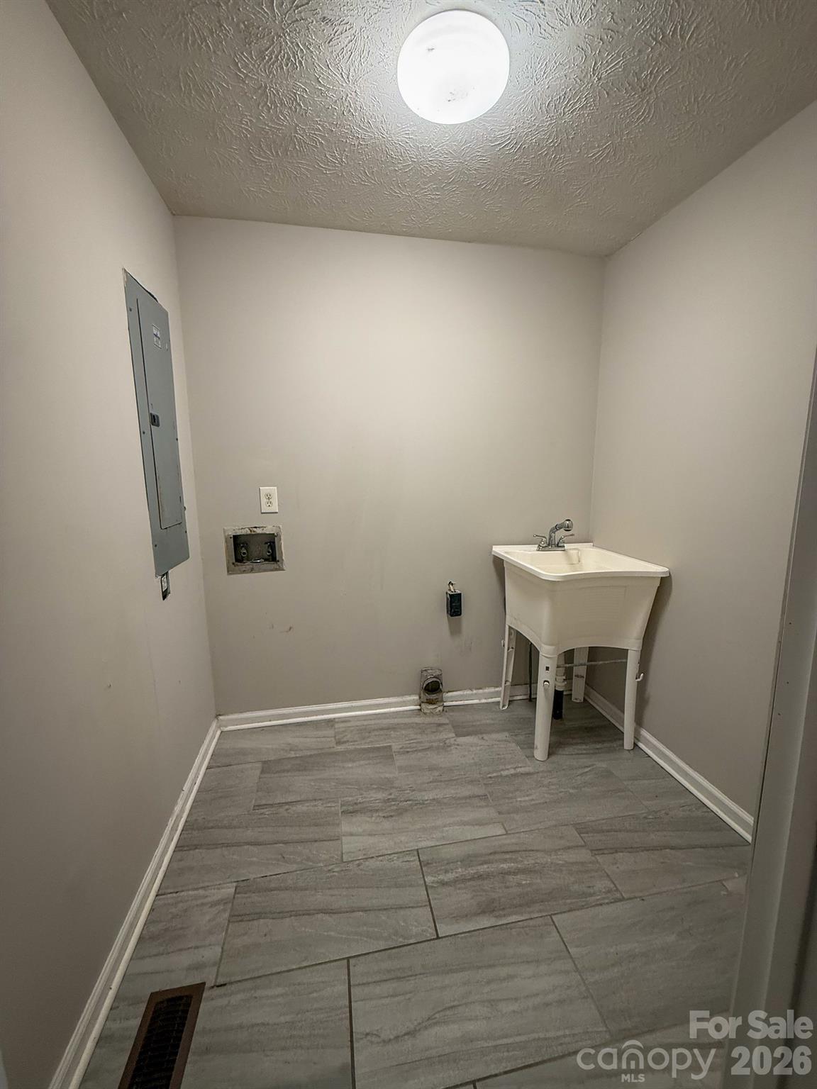 483 Caribou Road Asheville NC 28803