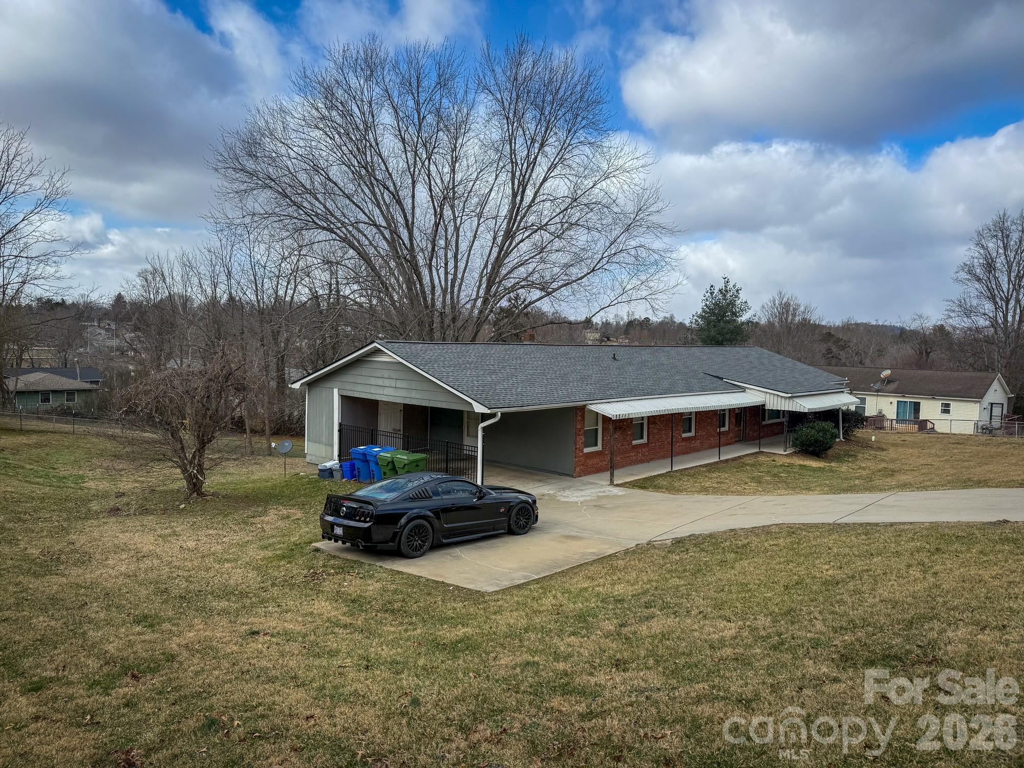 483 Caribou Road Asheville NC 28803