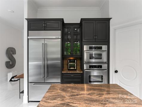 18 Cedar Hill Drive Asheville NC 28803