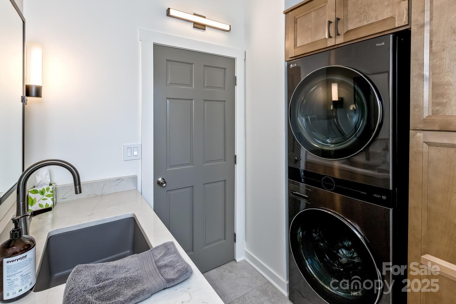 126 And 111 Visionview Way Black Mountain NC 28711