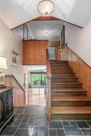 162 Merrills Chase Road Asheville NC 28803