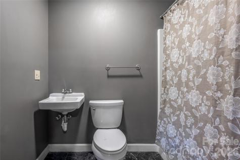 162 Merrills Chase Road Asheville NC 28803