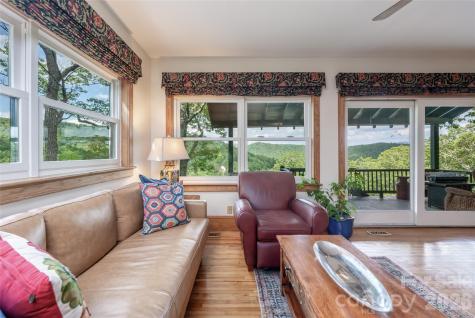 162 Merrills Chase Road Asheville NC 28803