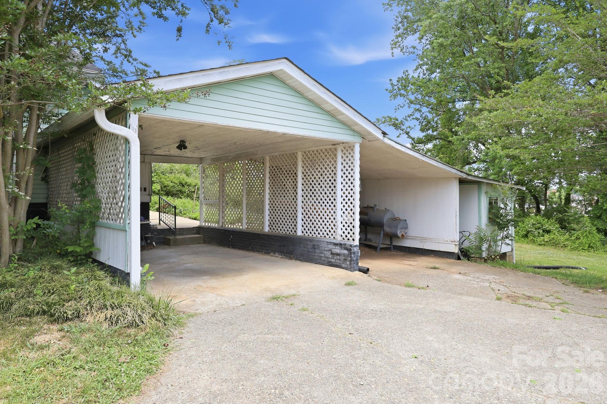 77 Pulliam Street Marion NC 28752
