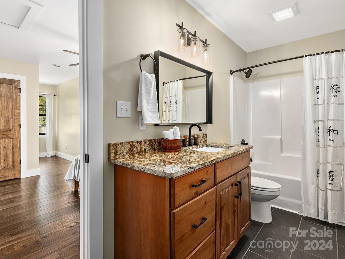 20 Dara Lane Weaverville NC 28787