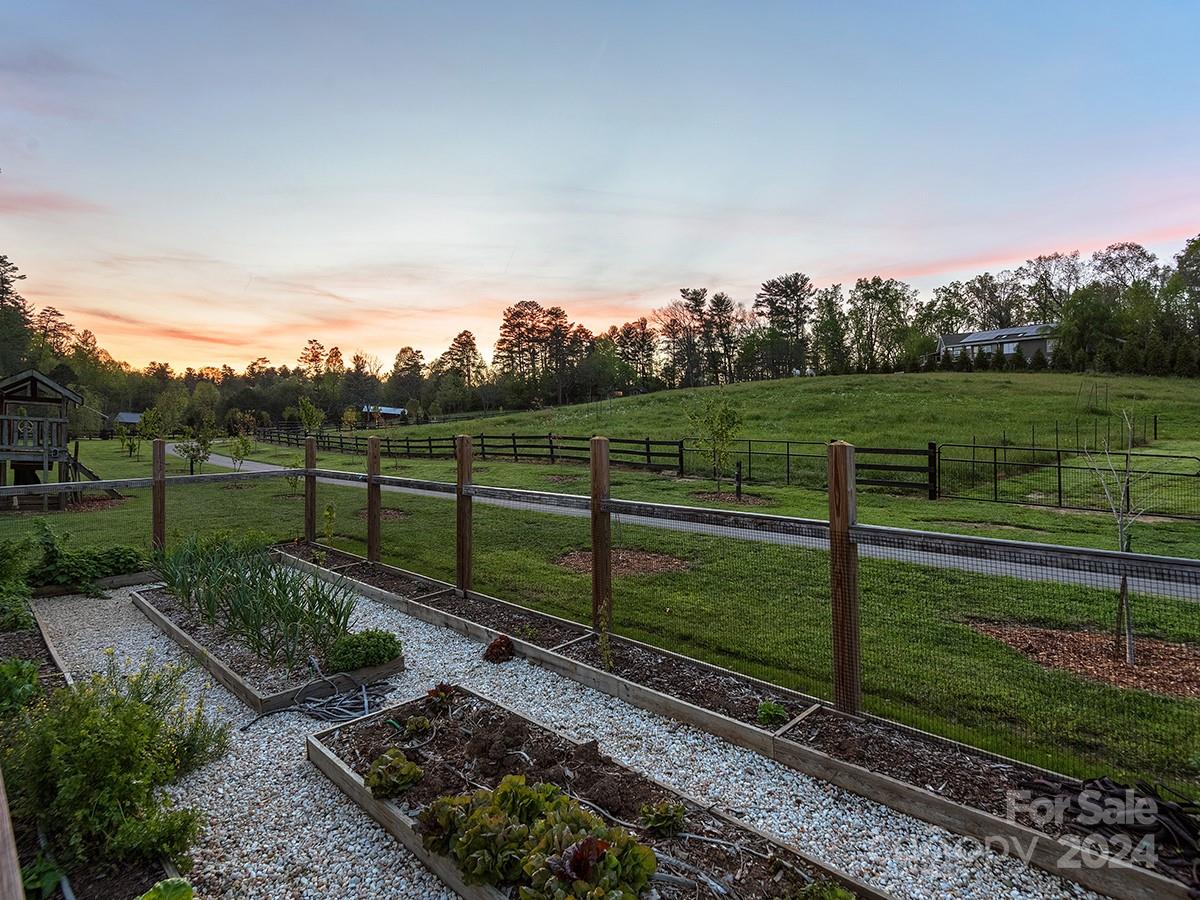 20 Dara Lane Weaverville NC 28787