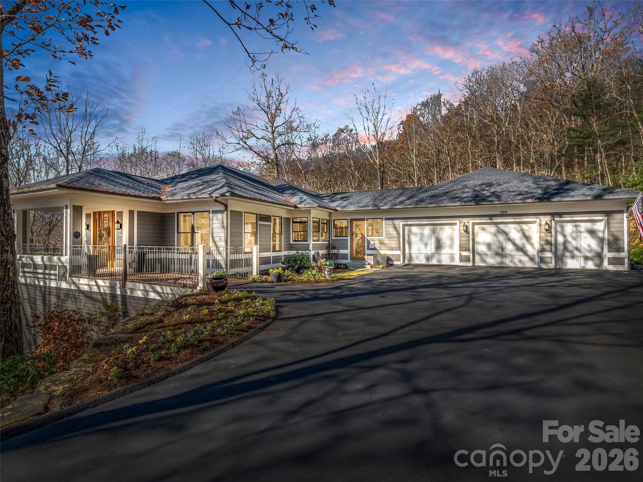 720 Overlook Drive Flat Rock NC 28731
