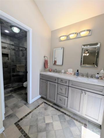 2 Pleasant Hill Drive Franklin NC 28734