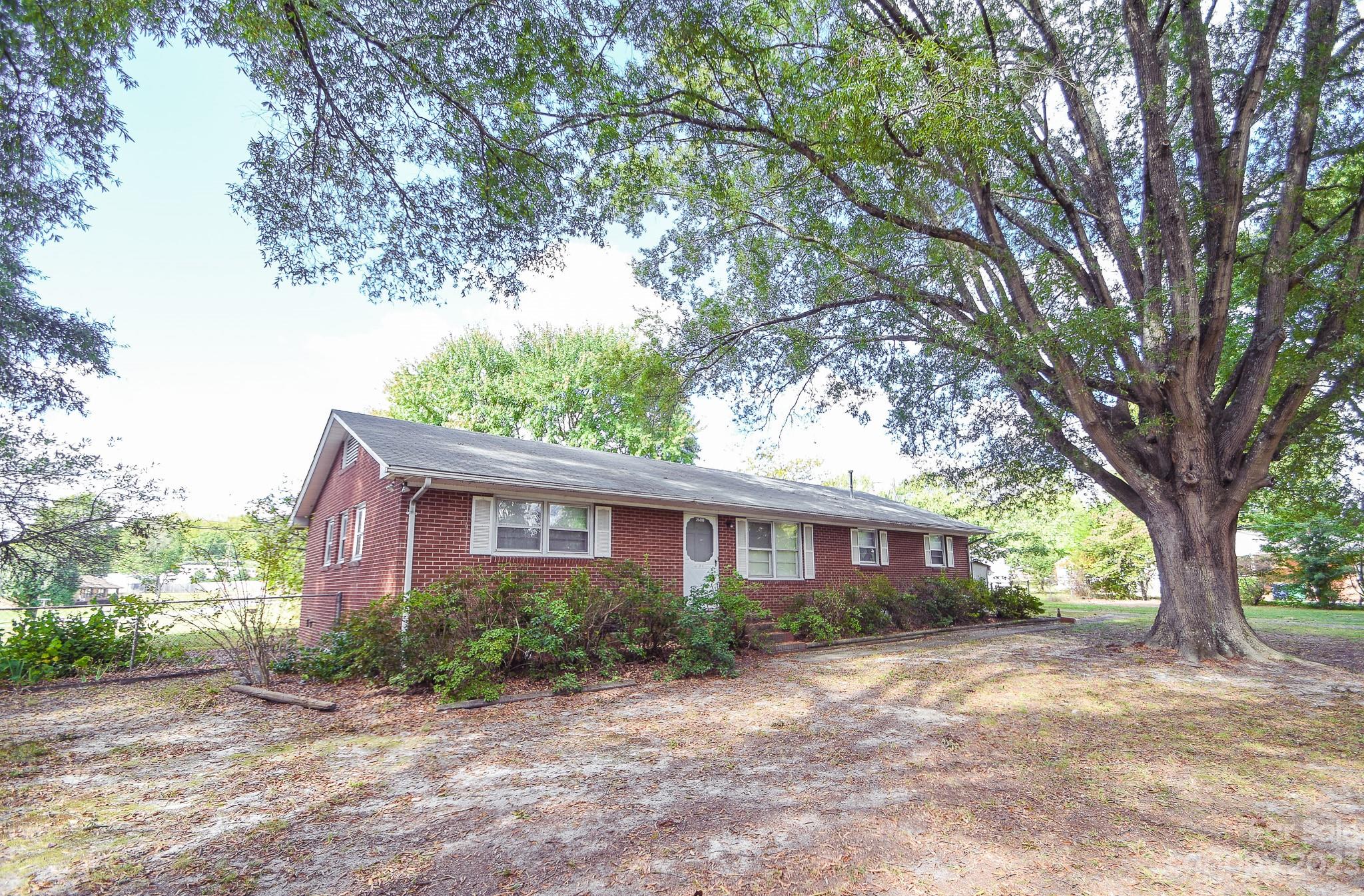 2600 Community Park Drive Matthews NC 28104