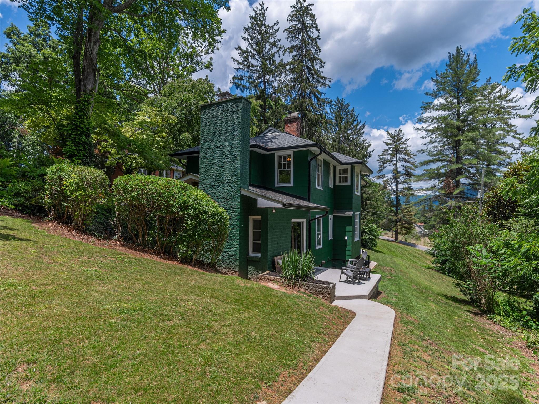 50 Skyland Terrace Canton NC 28716