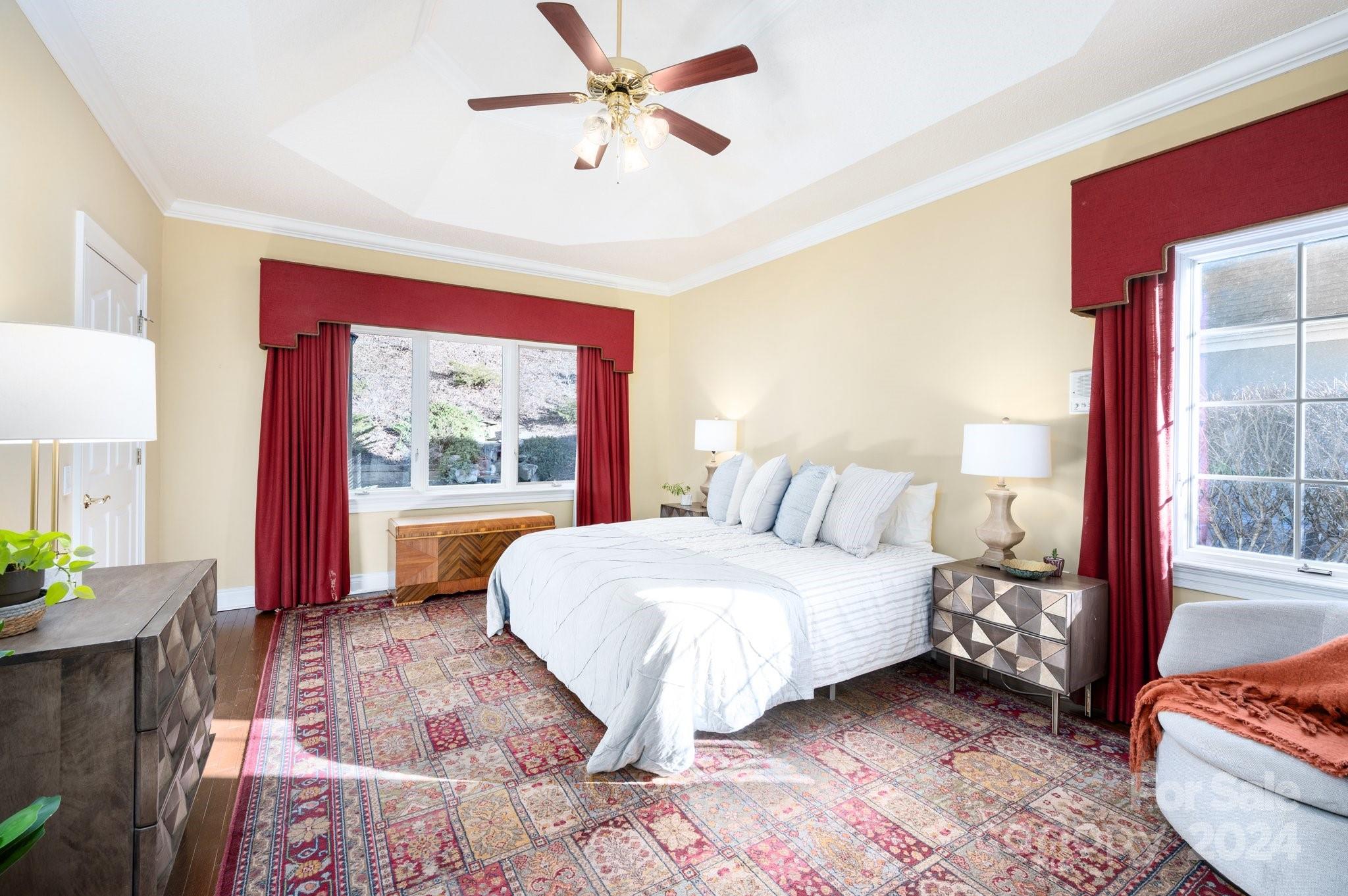 38 Tiverton Lane Asheville NC 28803