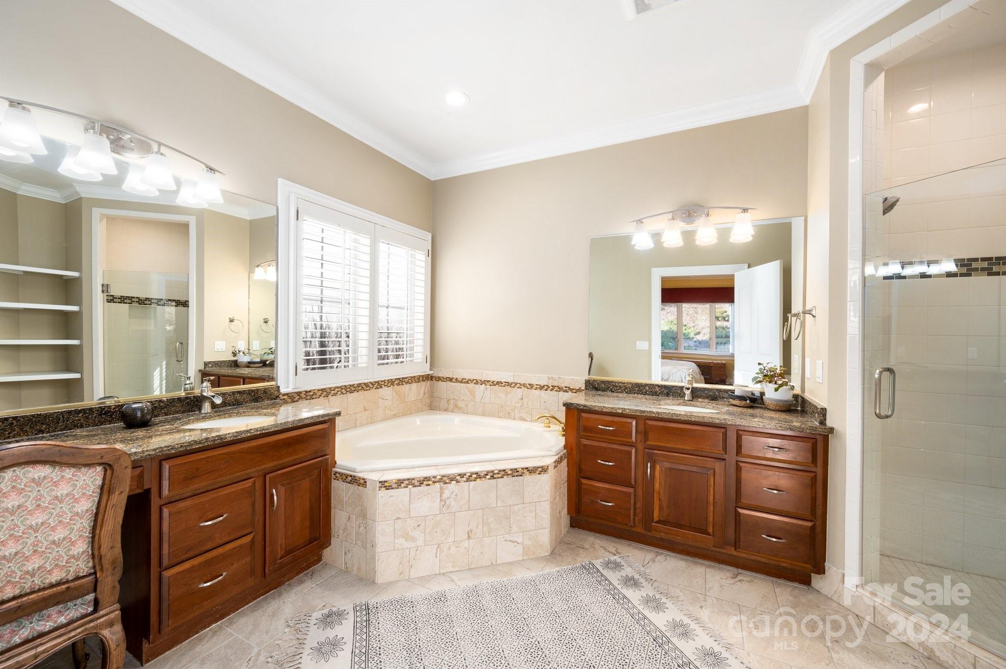 38 Tiverton Lane Asheville NC 28803