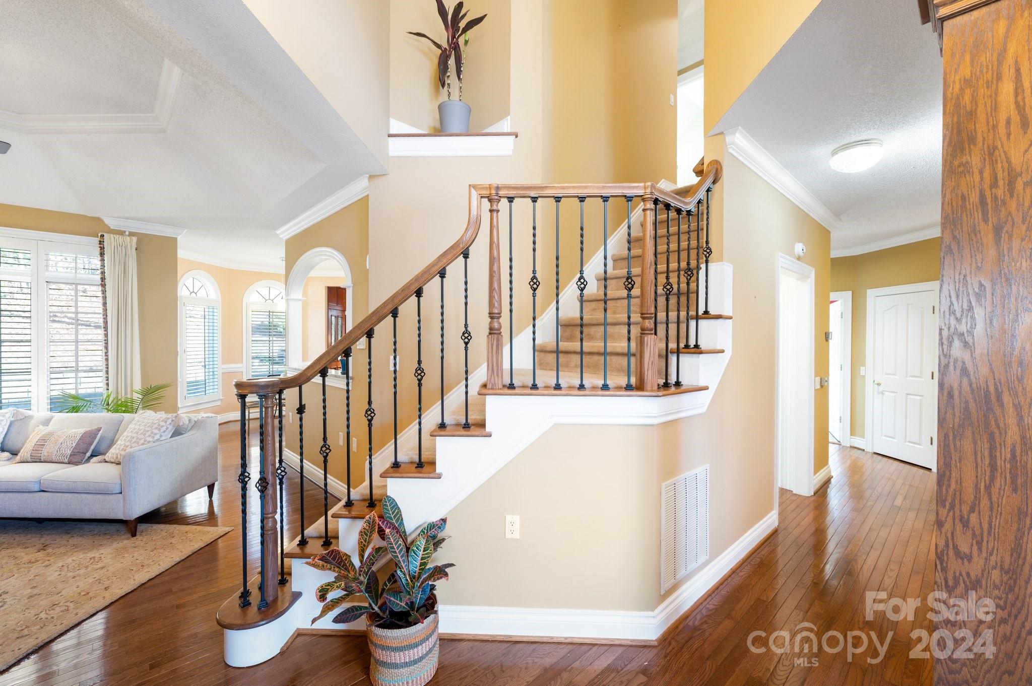 38 Tiverton Lane Asheville NC 28803