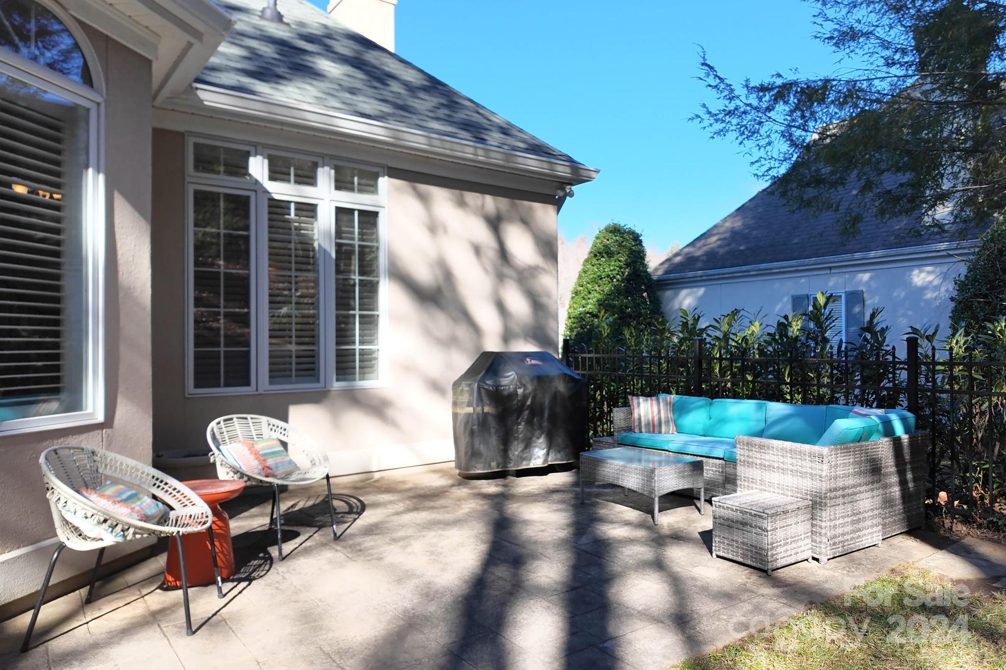 38 Tiverton Lane Asheville NC 28803