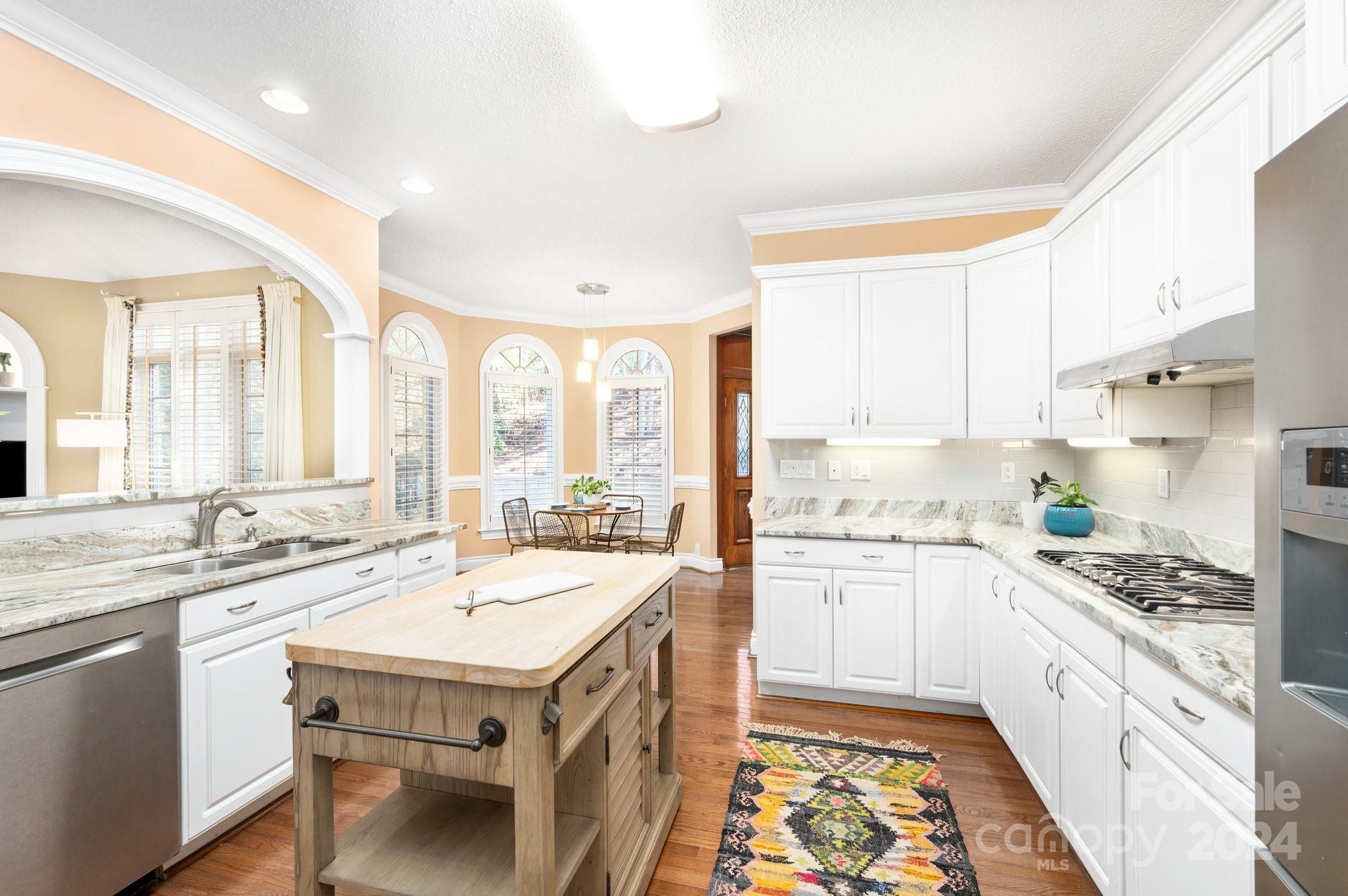 38 Tiverton Lane Asheville NC 28803