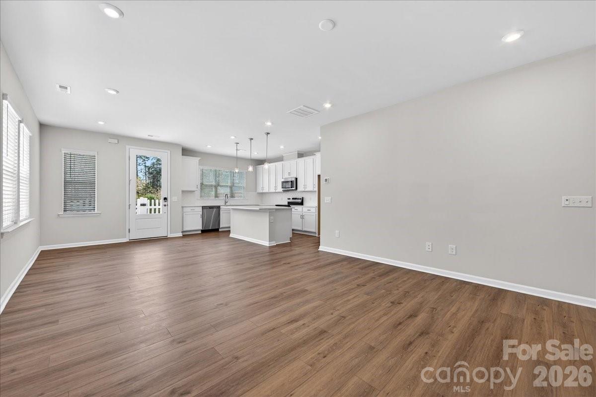 8426 Discovery Lane Charlotte NC 28216