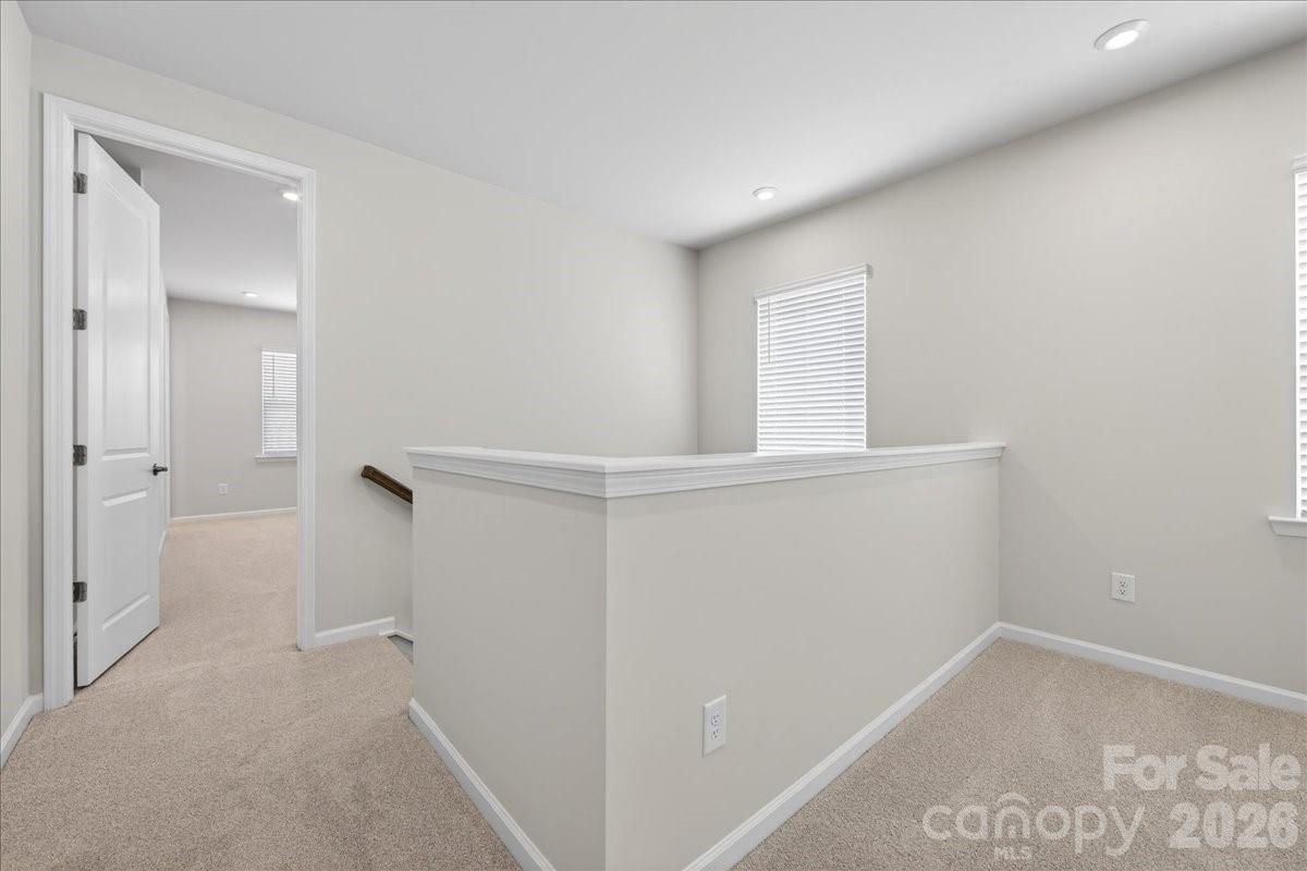 8426 Discovery Lane Charlotte NC 28216