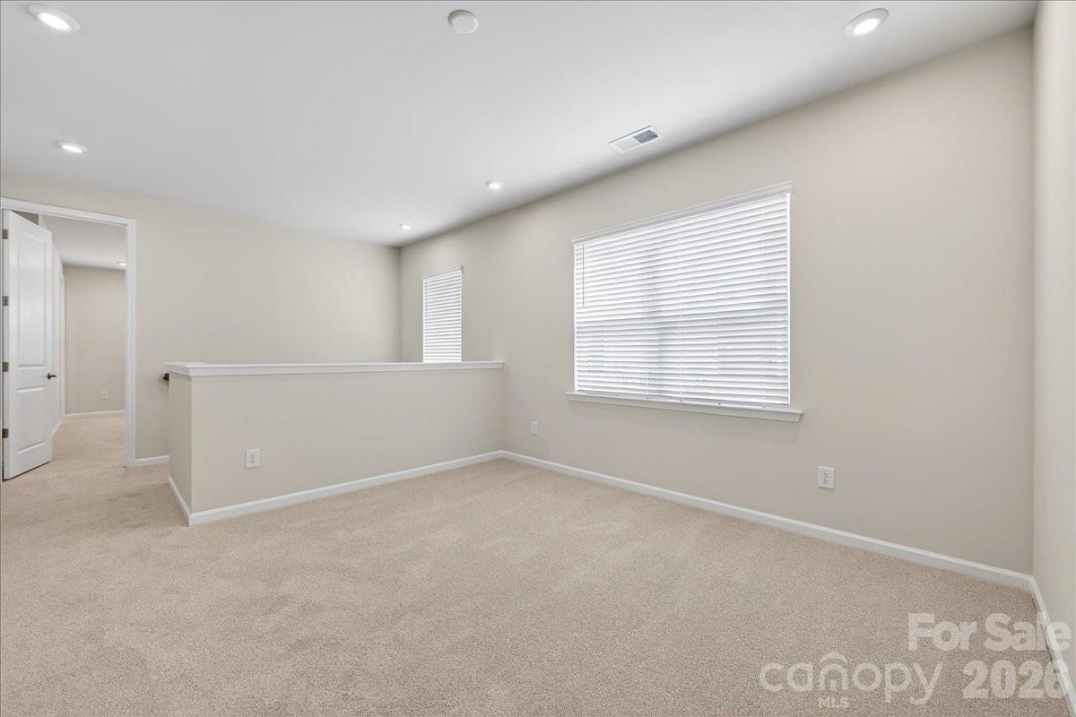 8426 Discovery Lane Charlotte NC 28216